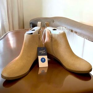 NIB Marlis Memory Foam Women’s Boots